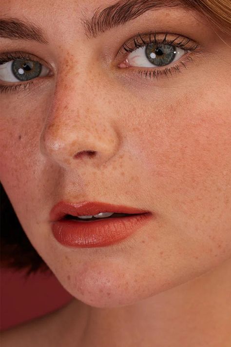 No makeup look : Obtenez un maquillage naturel et discret qui sublime votre visage sans en faire trop !